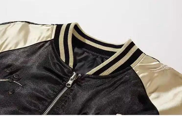 Kitsune 九尾の狐 Sukajan Souvenir Bomber Jacket (Blanc)