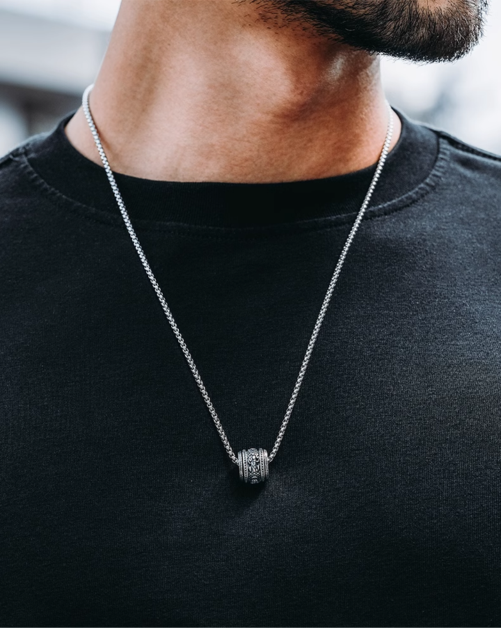 Collier pendentif rotatif Croc céleste